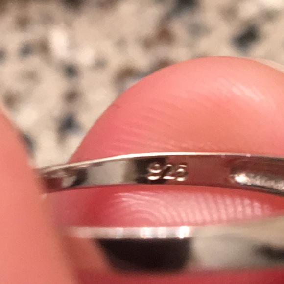 Ring - Picture 2 of 3